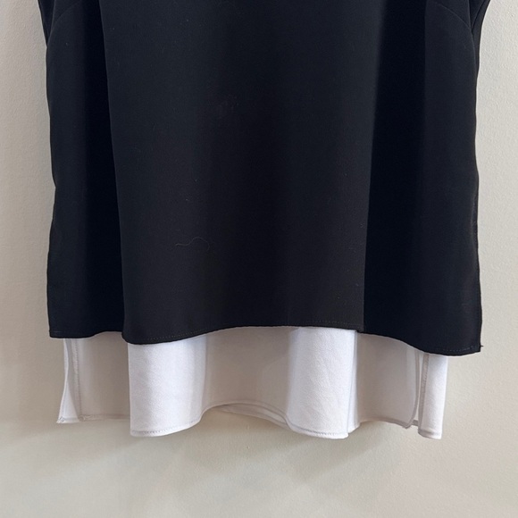 Banana Republic Two-Tone Black and White Tank Top - Picture 3 of 7